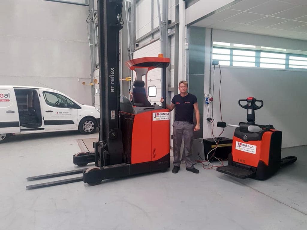 Dudas frecuentes al alquilar carretillas elevadoras