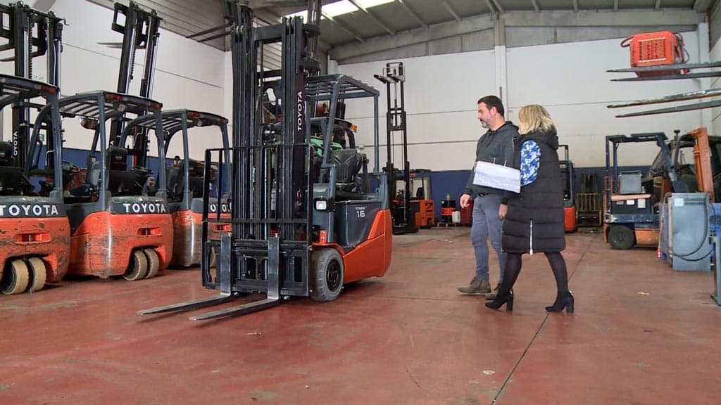 ¿Necesita una carretilla elevadora para su negocio o proyecto?